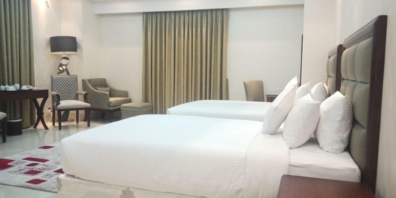 The Royal Paradise Dhaka Exterior photo